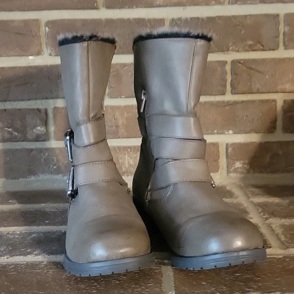 MOSSIMO‎ SUPPLY CO GREY/KIKI FASHION BOOTS WOMENS 8.5 FAUX FUR TRIM
